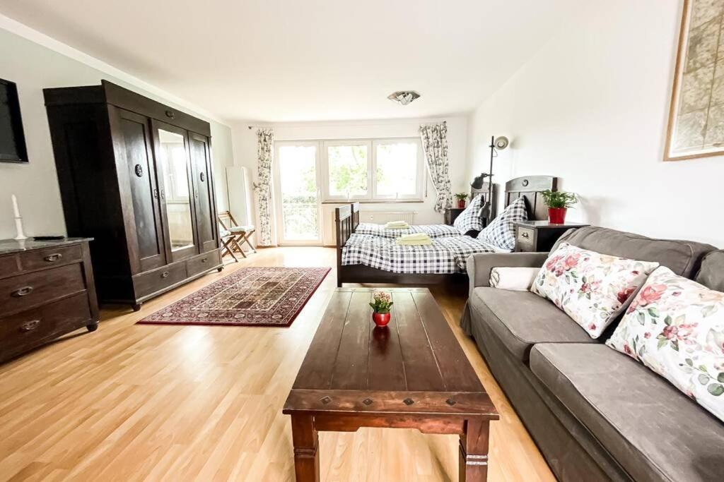 Apartment Am Auensee Mit Grosser Terrasse & Privat-Parkplatz ライプツィヒ エクステリア 写真